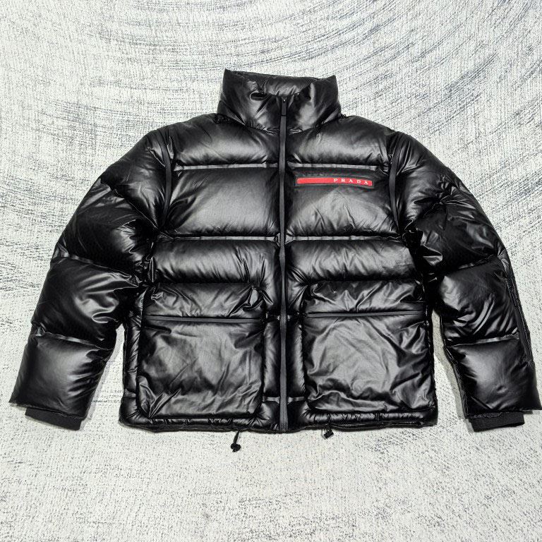 Pra*a down coat